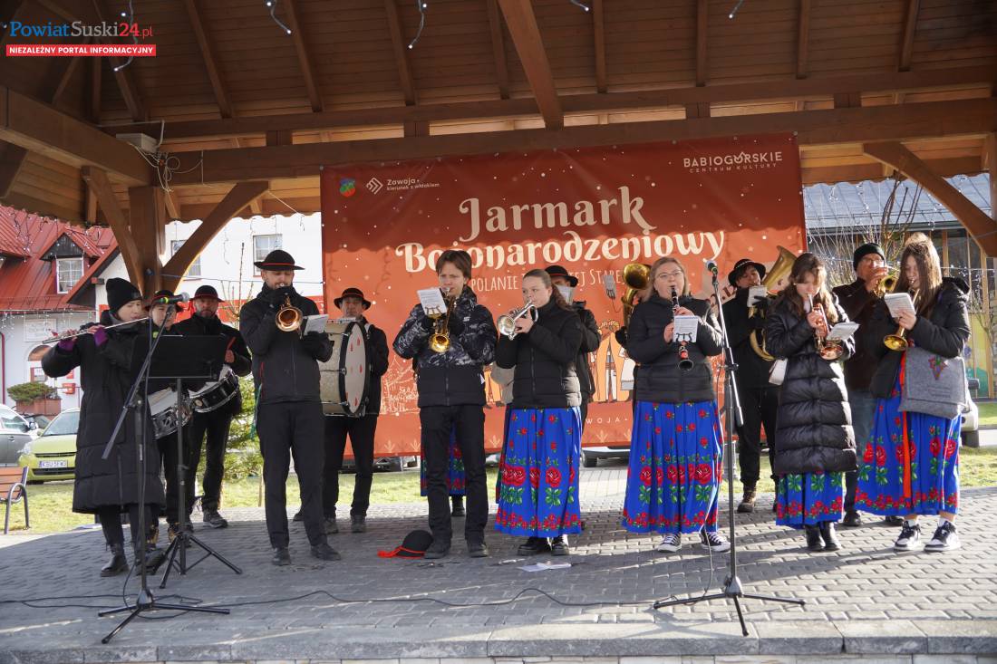 Jarmark Bożonarodzeniowy w Zawoi Centrum (foto).