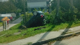 Dachowanie samochodu w Osielcu. (Aktualizacja).