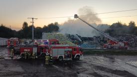 Pożar składowiska odpadów w Choczni.